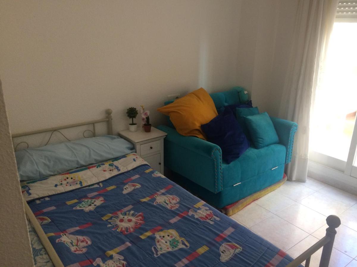 Ferienwohnung Malaga Habitacion En Apartamento Carlos Haya Exterior foto