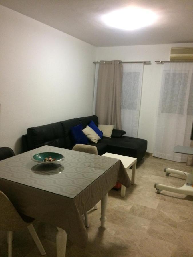 Ferienwohnung Malaga Habitacion En Apartamento Carlos Haya Exterior foto