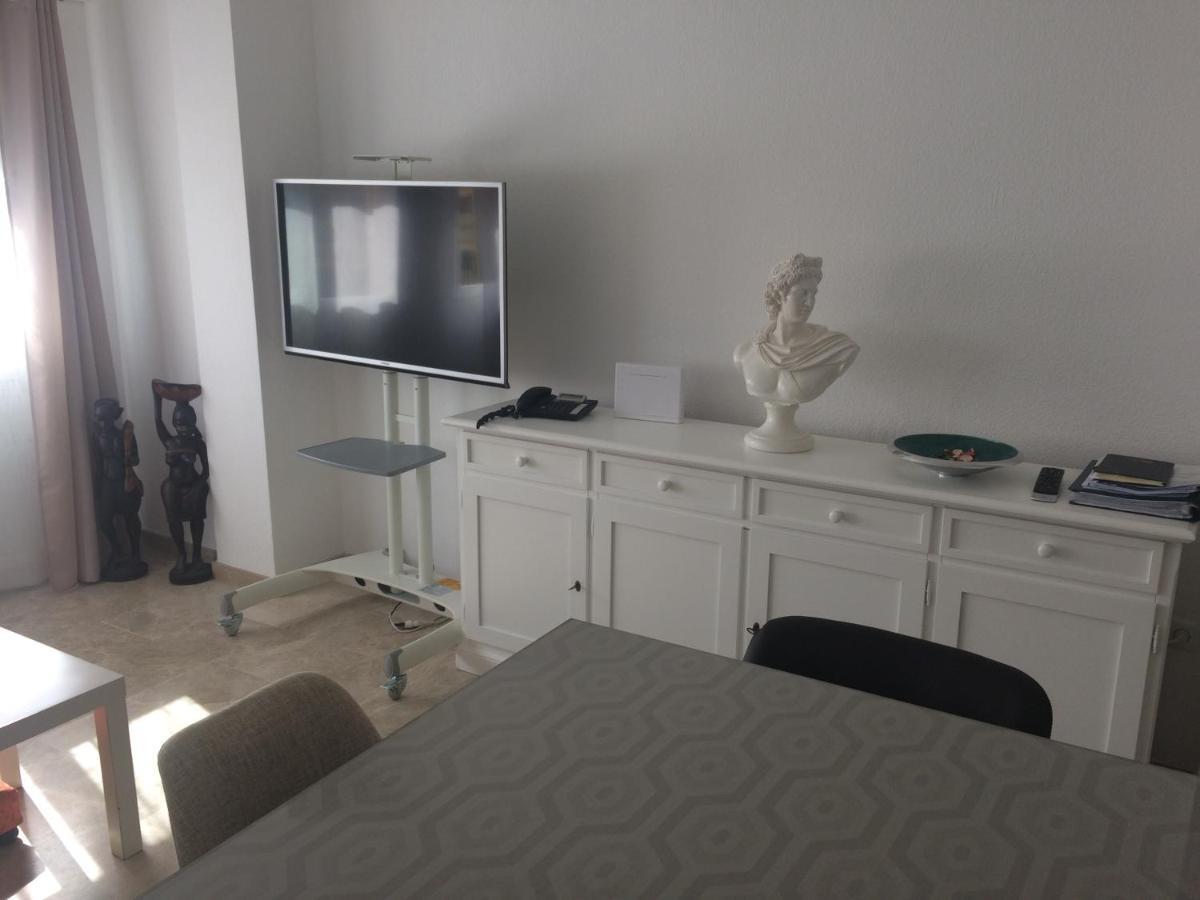 Ferienwohnung Malaga Habitacion En Apartamento Carlos Haya Exterior foto