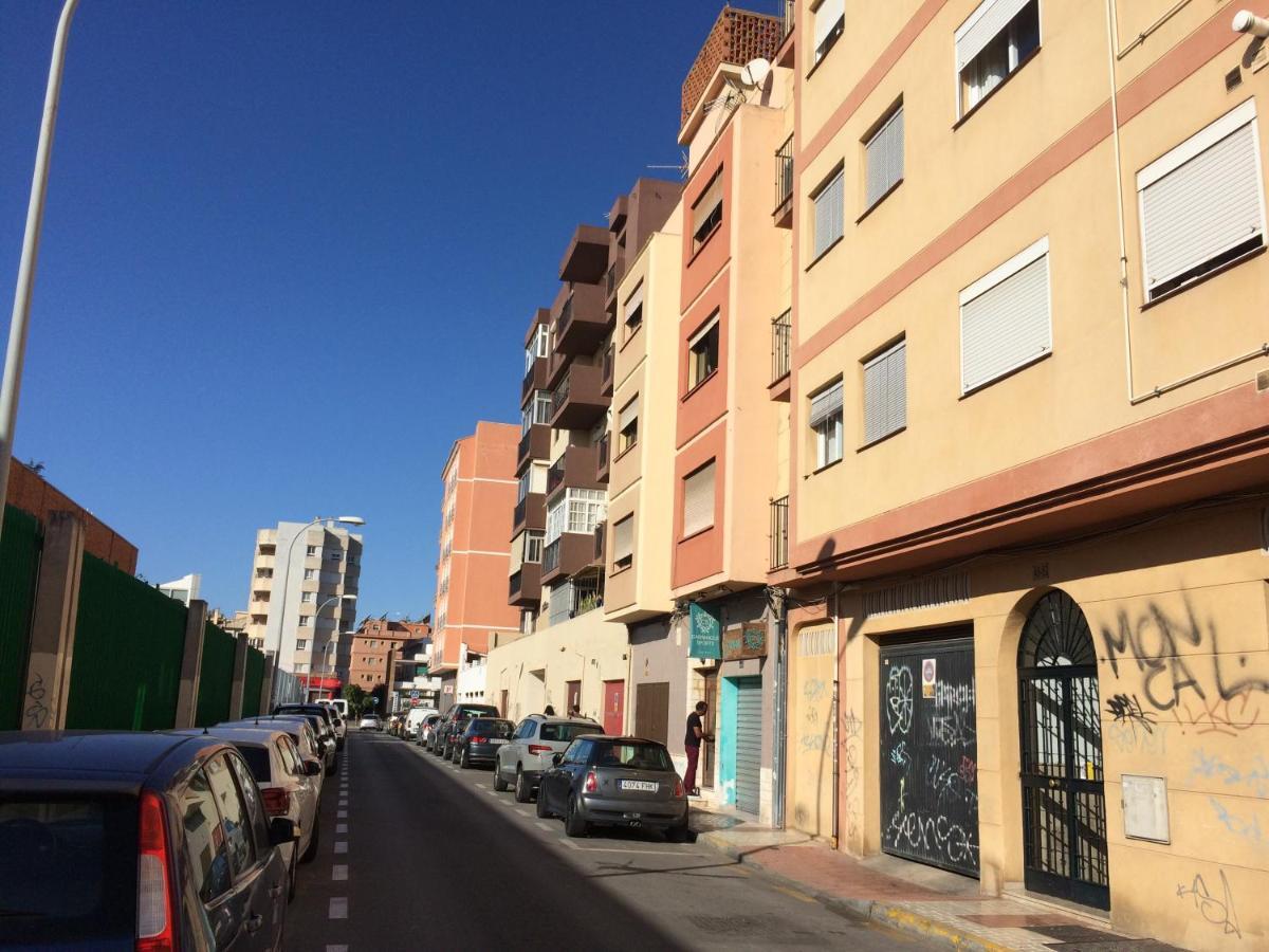 Ferienwohnung Malaga Habitacion En Apartamento Carlos Haya Exterior foto